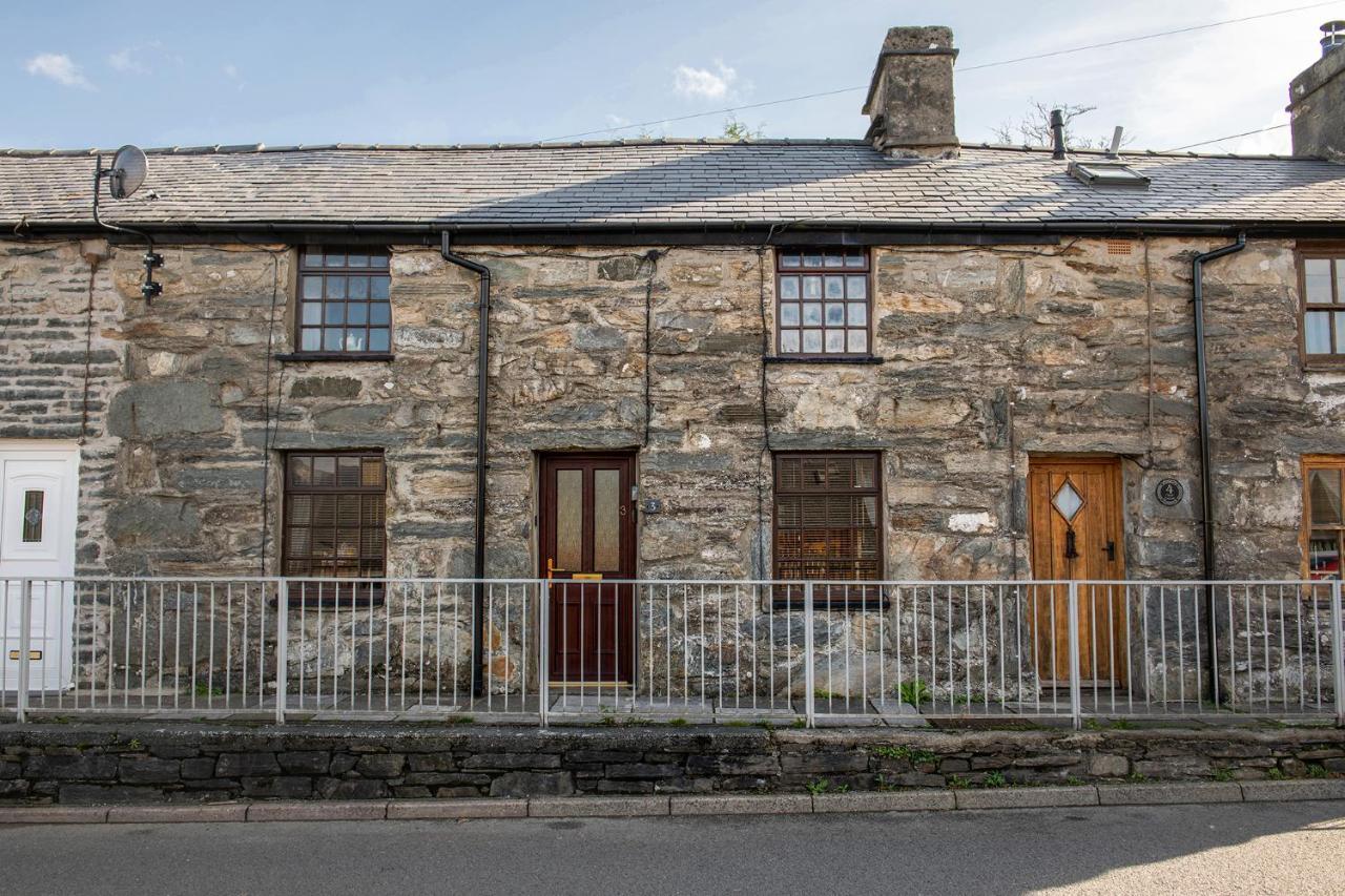 Homely Cottage With Garden And Mountain-View Blaenau Ffestiniog Exterior foto